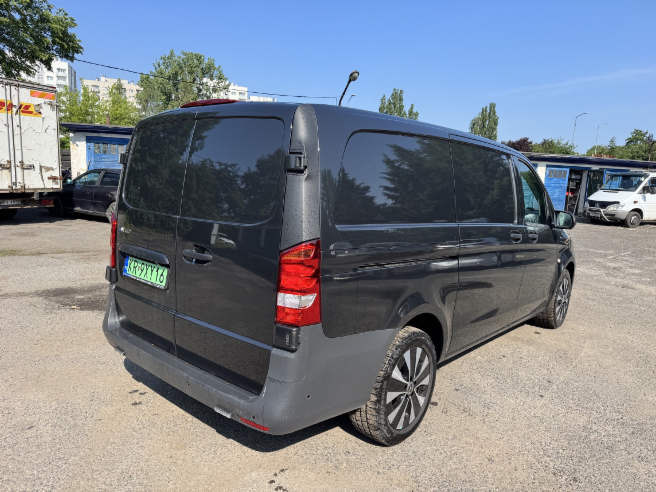 MERCEDES BENZ eVITO FURGON BLASZAK - Kaubik, Elektrikaubik: pilt 4 MERCEDES BENZ eVITO FURGON BLASZAK - Kaubik, Elektrikaubik: pilt 4
