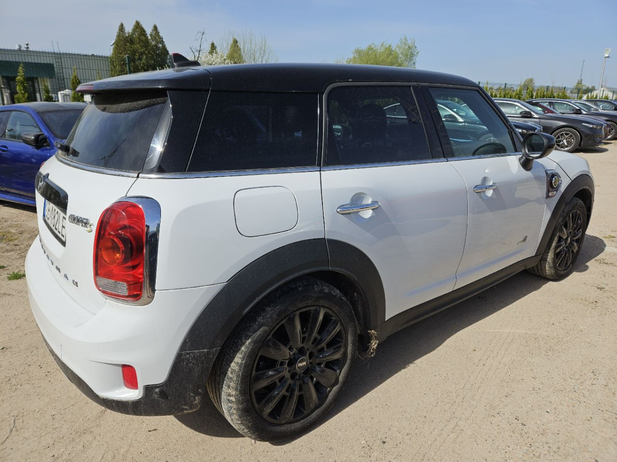 MINI COUNTRYMAN KOMBI - Auto: pilt 4 MINI COUNTRYMAN KOMBI - Auto: pilt 4