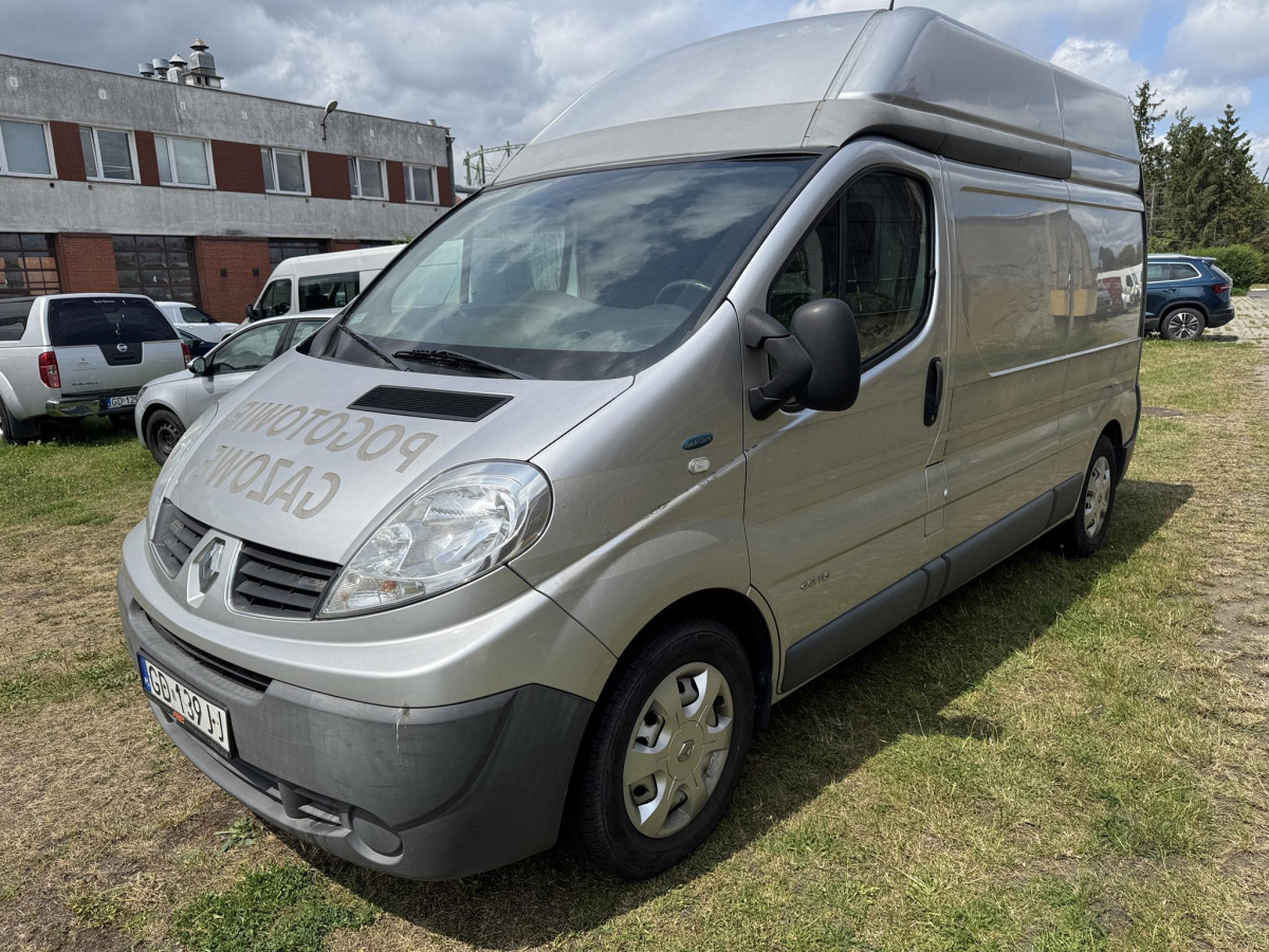 RENAULT TRAFIC FURGON BLASZAK - Kaubik: pilt 2 RENAULT TRAFIC FURGON BLASZAK - Kaubik: pilt 2