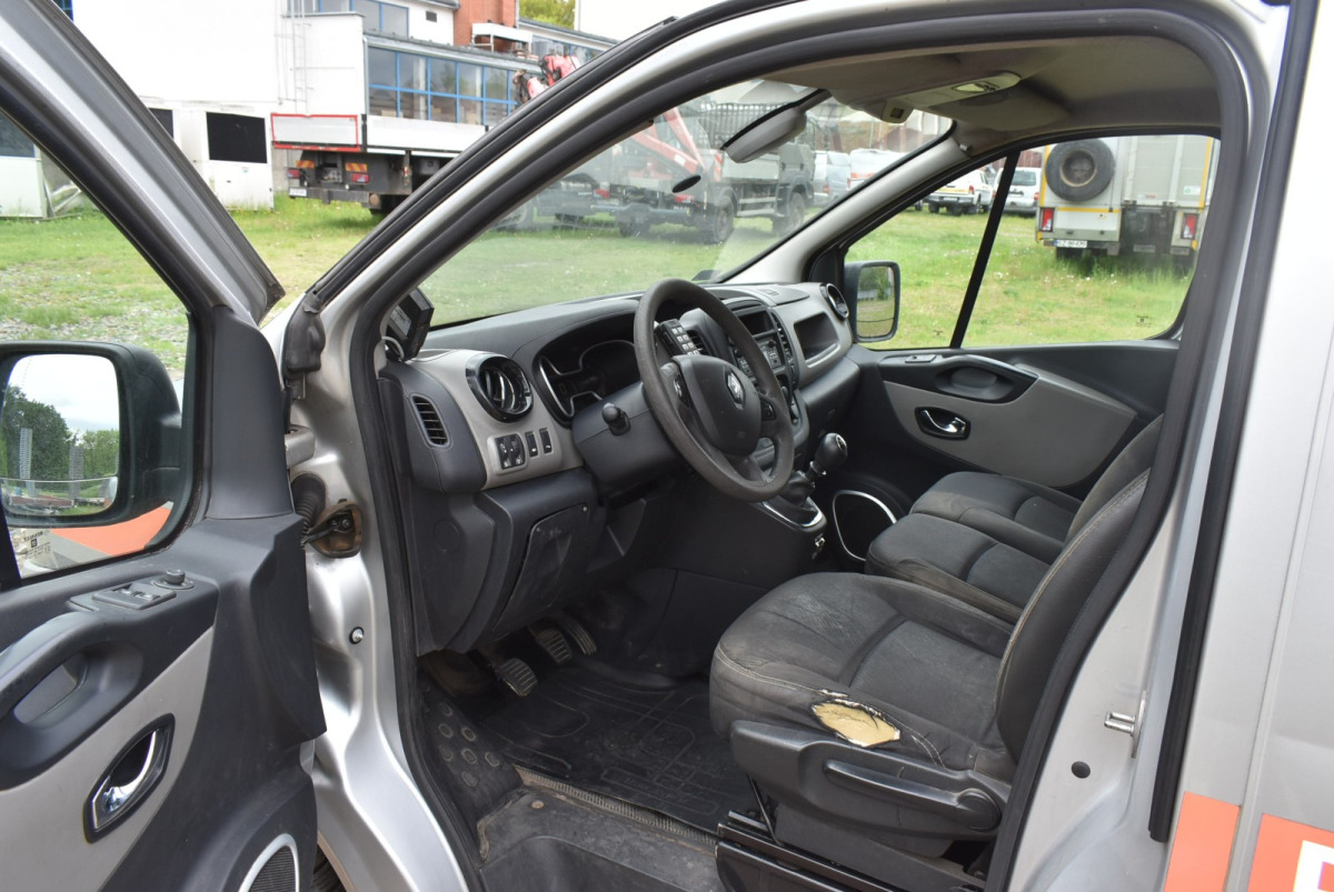 RENAULT TRAFIC FURGON BLASZAK - Kaubik: pilt 5 RENAULT TRAFIC FURGON BLASZAK - Kaubik: pilt 5