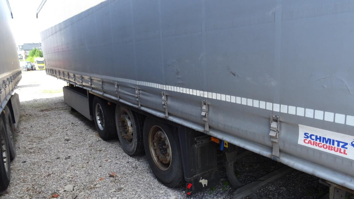 SCHMITZ CARGOBULL FIRANA - Tenthaagis: pilt 1 SCHMITZ CARGOBULL FIRANA - Tenthaagis: pilt 1
