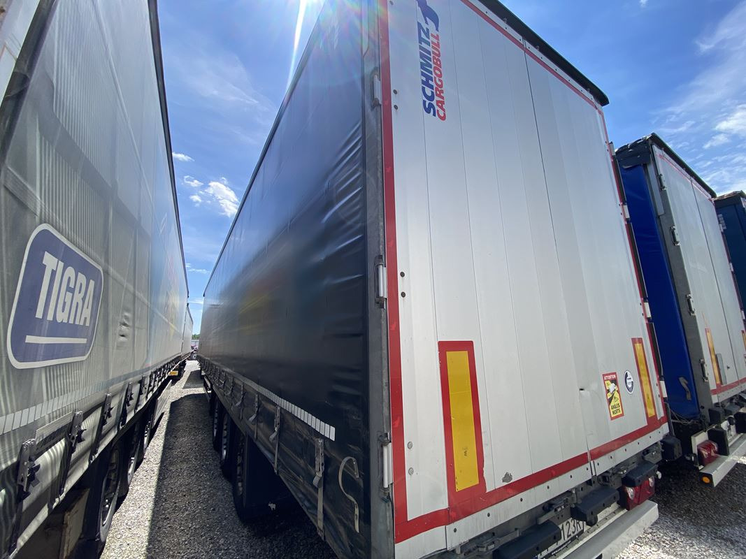 SCHMITZ CARGOBULL SCB S3T FIRANA - Tenthaagis: pilt 2 SCHMITZ CARGOBULL SCB S3T FIRANA - Tenthaagis: pilt 2