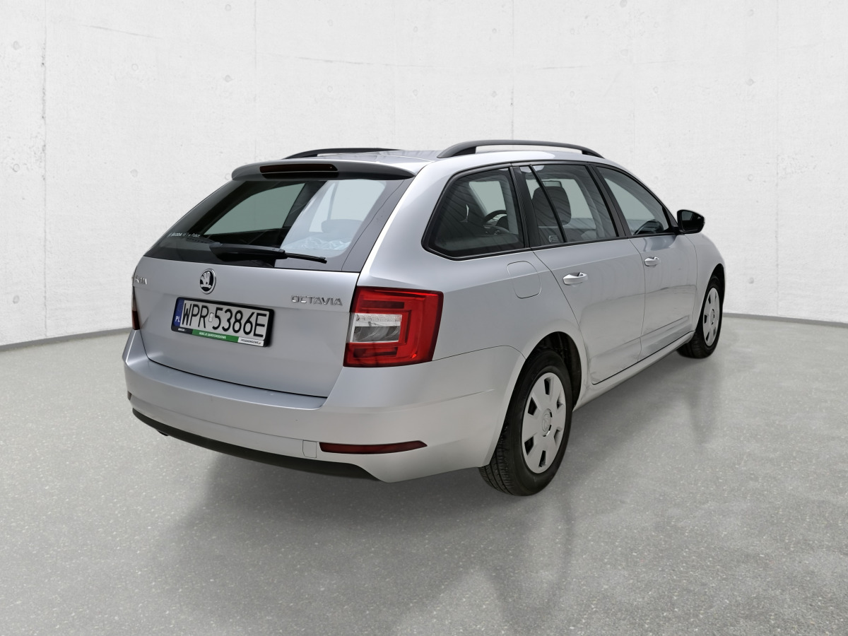 Auto SKODA OCTAVIA KOMBI: pilt 8