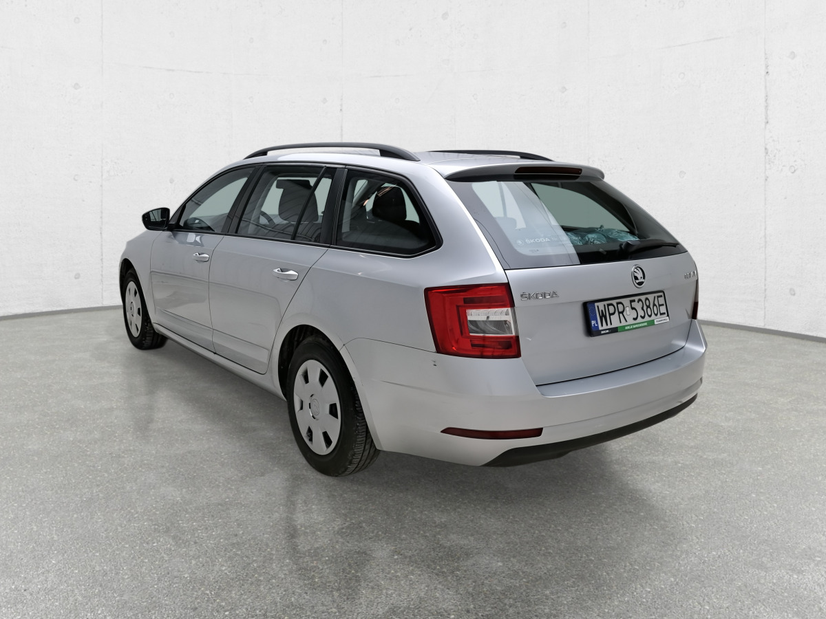 Auto SKODA OCTAVIA KOMBI: pilt 6