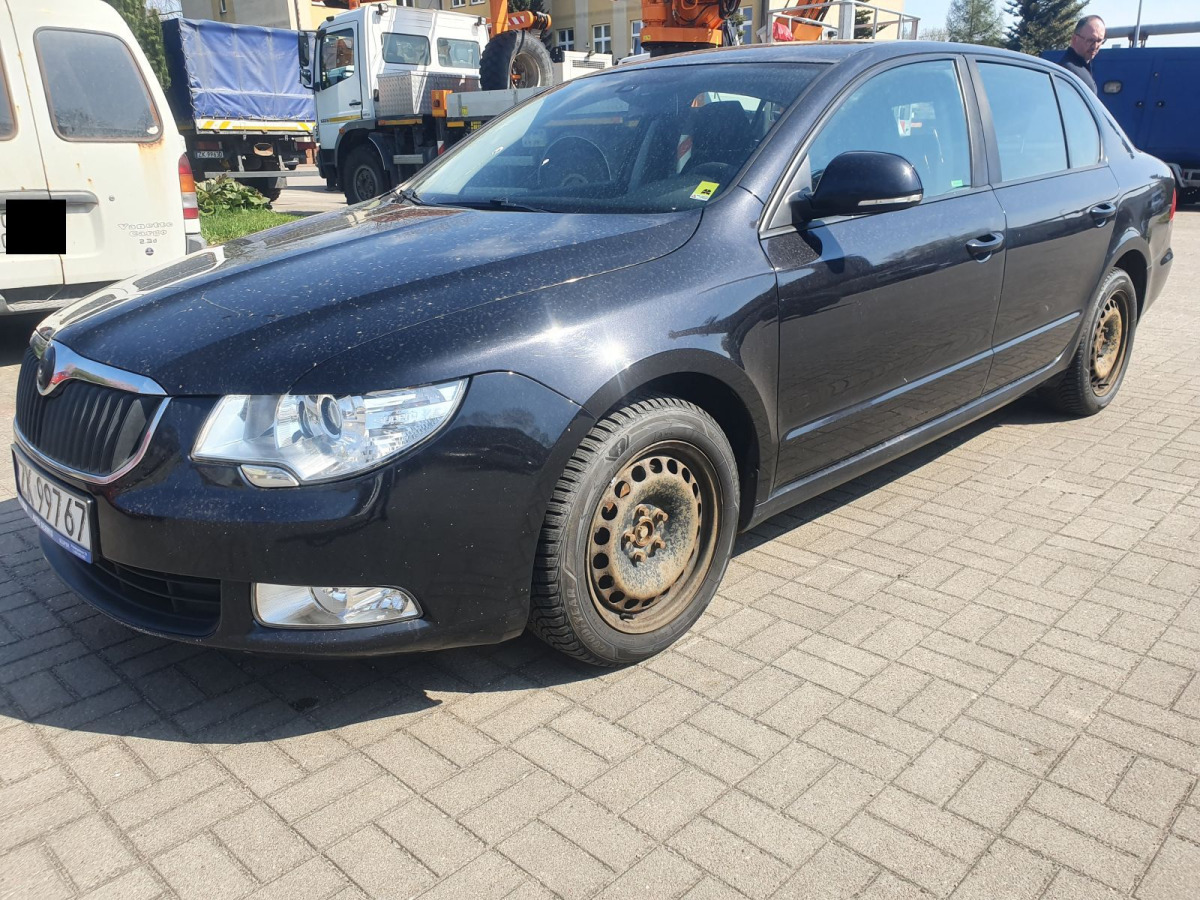 SKODA SUPERB SEDAN - Sedaan: pilt 2 SKODA SUPERB SEDAN - Sedaan: pilt 2