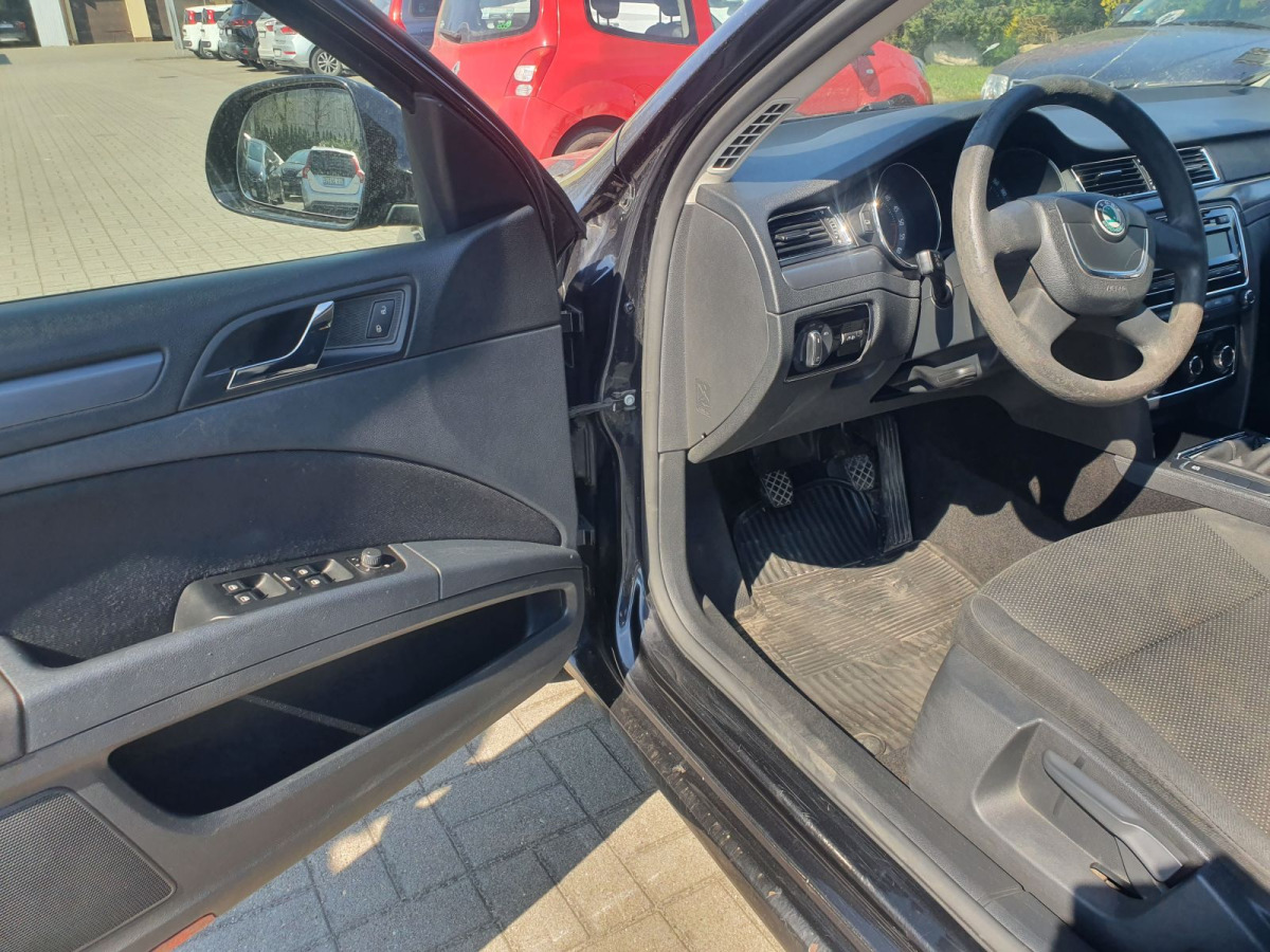SKODA SUPERB SEDAN - Sedaan: pilt 5 SKODA SUPERB SEDAN - Sedaan: pilt 5