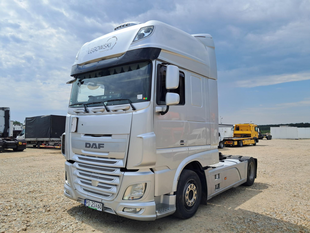 DAF XF 510 CIĄGNIK SIODŁOWY - Sadulveok: pilt 2 DAF XF 510 CIĄGNIK SIODŁOWY - Sadulveok: pilt 2