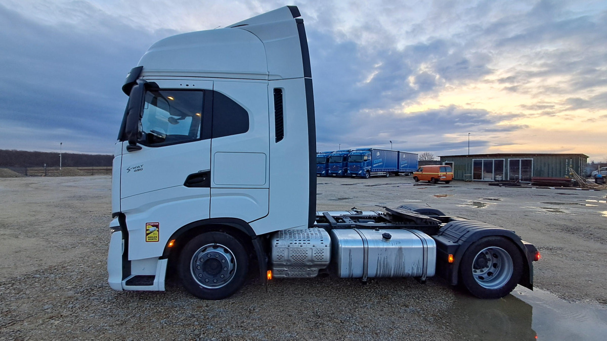 IVECO AS440ST/FP LT CIĄGNIK SIODŁOWY - Sadulveok: pilt 4 IVECO AS440ST/FP LT CIĄGNIK SIODŁOWY - Sadulveok: pilt 4