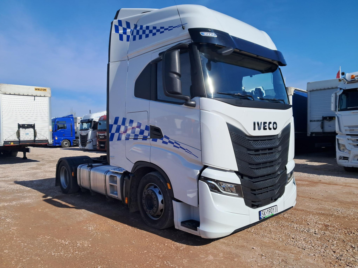 IVECO AS440ST/FP LT CIĄGNIK SIODŁOWY - Sadulveok: pilt 2 IVECO AS440ST/FP LT CIĄGNIK SIODŁOWY - Sadulveok: pilt 2