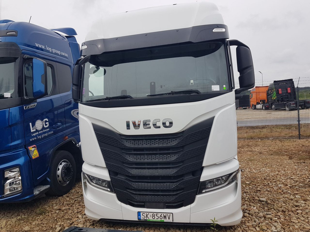 IVECO AS440ST/FP LT CIĄGNIK SIODŁOWY - Sadulveok: pilt 2 IVECO AS440ST/FP LT CIĄGNIK SIODŁOWY - Sadulveok: pilt 2