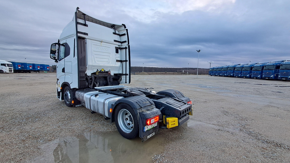 IVECO AS440ST/FP LT CIĄGNIK SIODŁOWY - Sadulveok: pilt 5 IVECO AS440ST/FP LT CIĄGNIK SIODŁOWY - Sadulveok: pilt 5