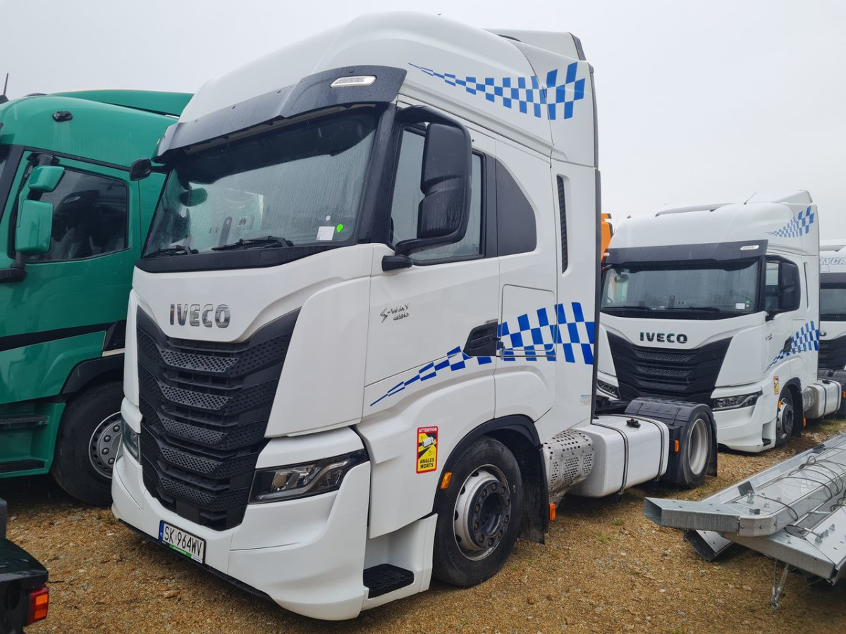 IVECO AS440ST/FP LT CIĄGNIK SIODŁOWY - Sadulveok: pilt 2 IVECO AS440ST/FP LT CIĄGNIK SIODŁOWY - Sadulveok: pilt 2