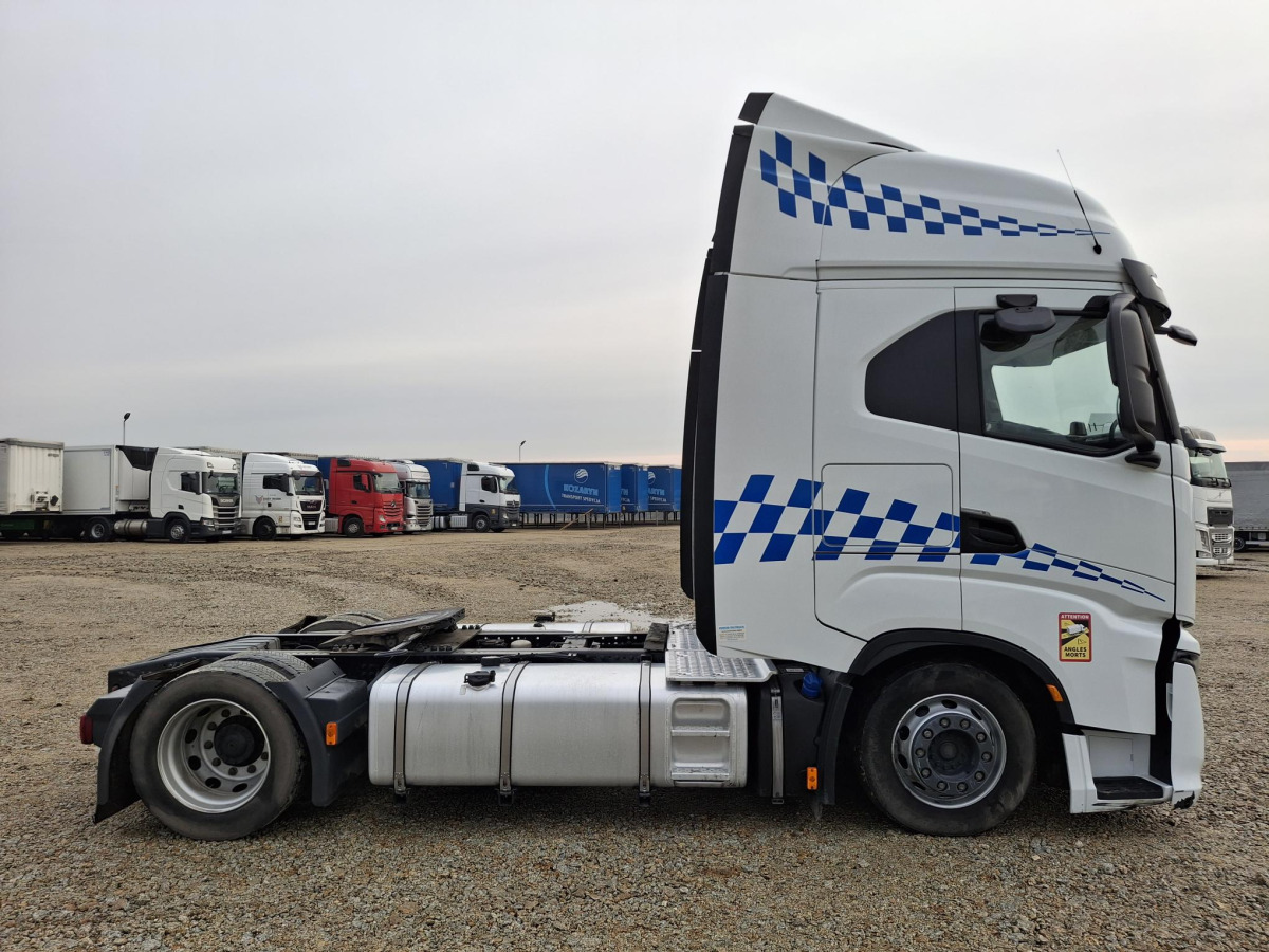 IVECO AS440ST/FP LT CIĄGNIK SIODŁOWY - Sadulveok: pilt 4 IVECO AS440ST/FP LT CIĄGNIK SIODŁOWY - Sadulveok: pilt 4