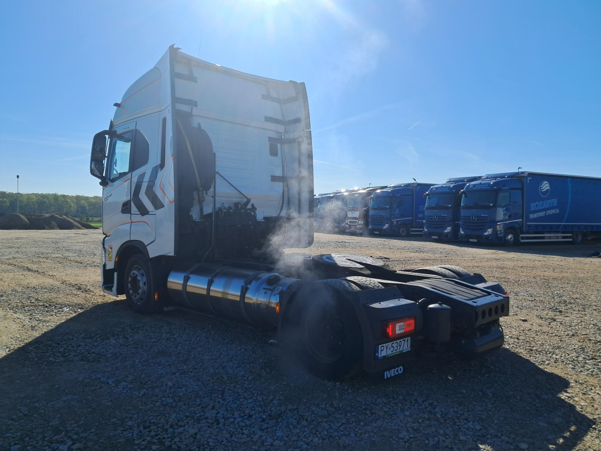 IVECO AS440ST/FP LT LNG CIĄGNIK SIODŁOWY - Sadulveok: pilt 5 IVECO AS440ST/FP LT LNG CIĄGNIK SIODŁOWY - Sadulveok: pilt 5