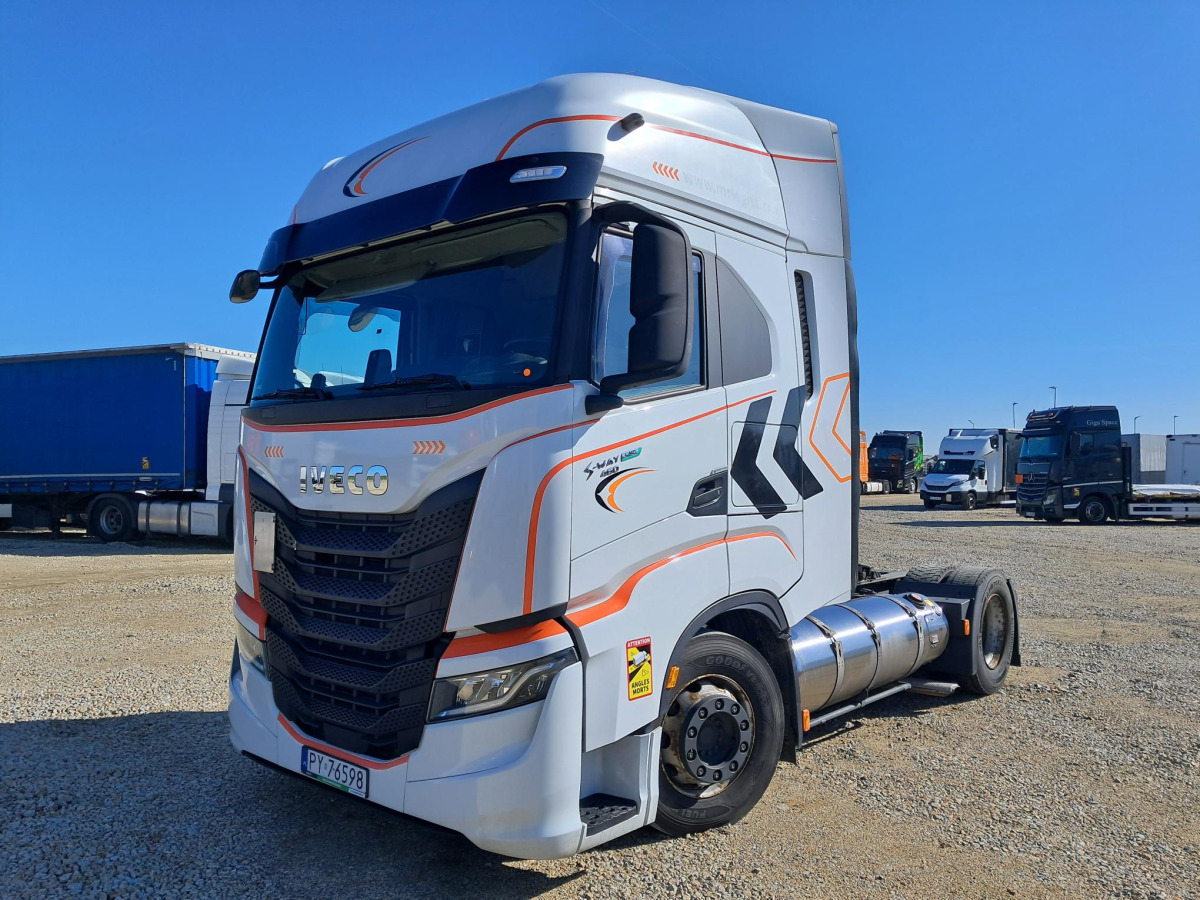 IVECO AS440ST/FP LT LNG CIĄGNIK SIODŁOWY - Sadulveok: pilt 3 IVECO AS440ST/FP LT LNG CIĄGNIK SIODŁOWY - Sadulveok: pilt 3