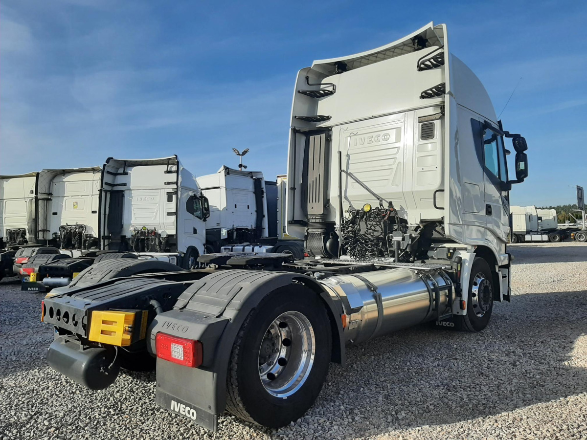 IVECO AS440ST/P LNG CIĄGNIK SIODŁOWY - Sadulveok: pilt 4 IVECO AS440ST/P LNG CIĄGNIK SIODŁOWY - Sadulveok: pilt 4