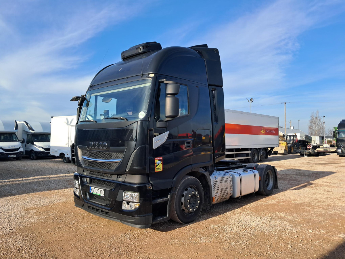 IVECO AS440T/ FP LT CIĄGNIK SIODŁOWY - Sadulveok: pilt 2 IVECO AS440T/ FP LT CIĄGNIK SIODŁOWY - Sadulveok: pilt 2