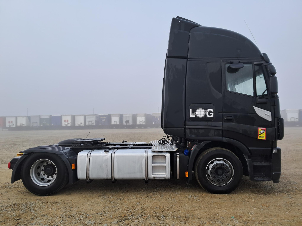 IVECO AS440T/P CIĄGNIK SIODŁOWY - Sadulveok: pilt 4 IVECO AS440T/P CIĄGNIK SIODŁOWY - Sadulveok: pilt 4