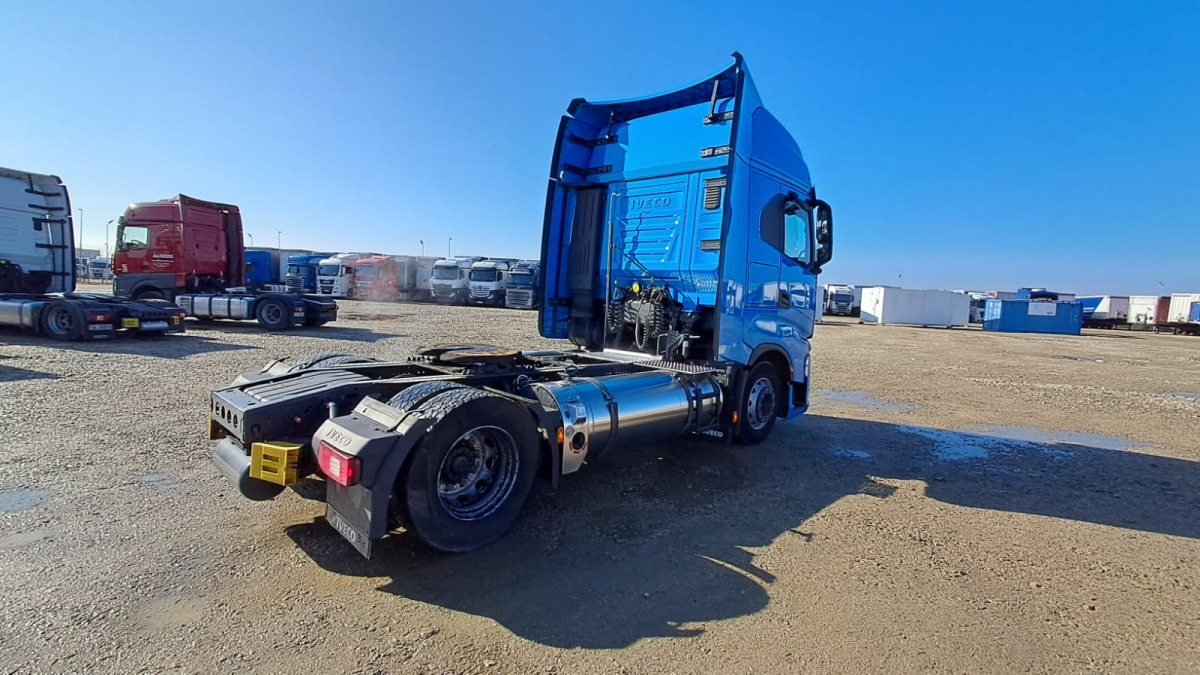 IVECO CIĄGNIK SIODŁOWY - Sadulveok: pilt 5 IVECO CIĄGNIK SIODŁOWY - Sadulveok: pilt 5
