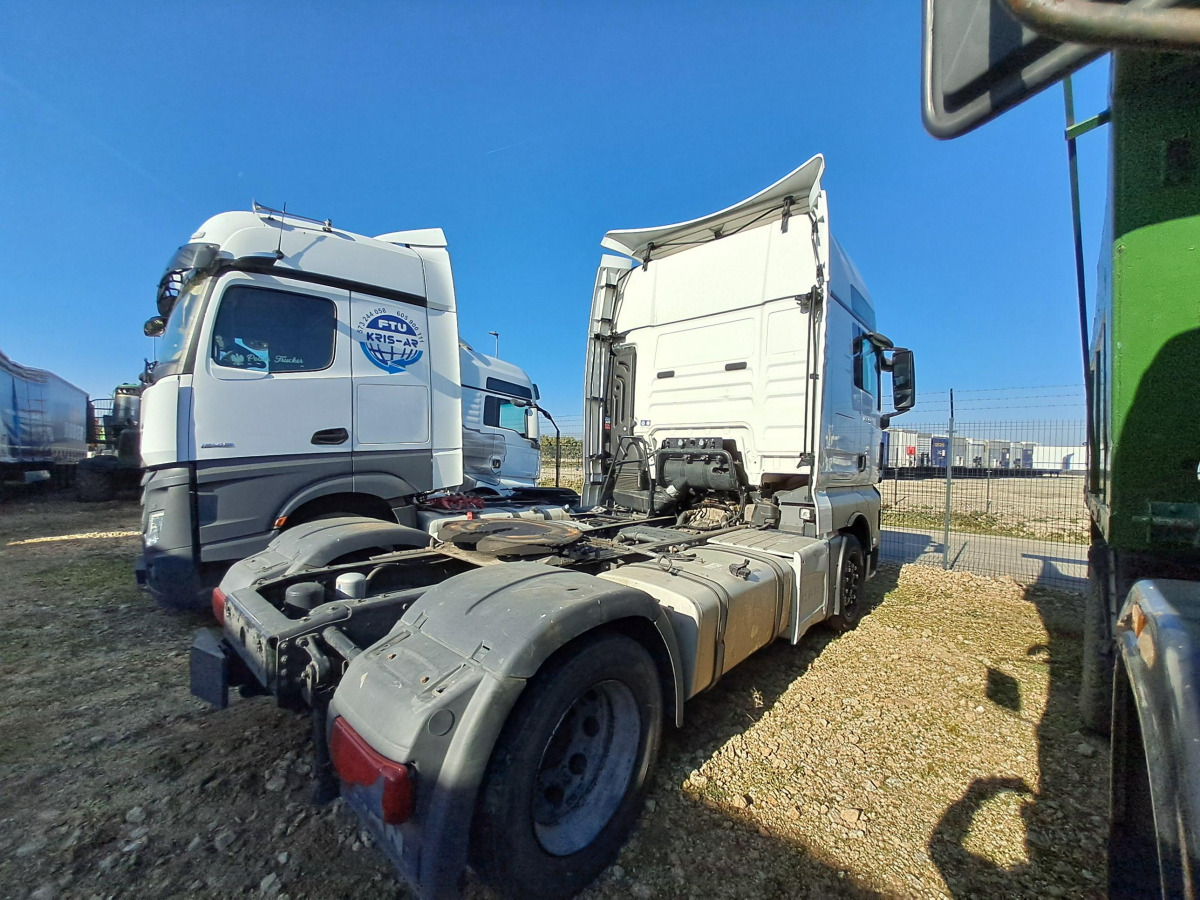MAN TGX 18.510 CIĄGNIK SIODŁOWY - Sadulveok: pilt 5 MAN TGX 18.510 CIĄGNIK SIODŁOWY - Sadulveok: pilt 5