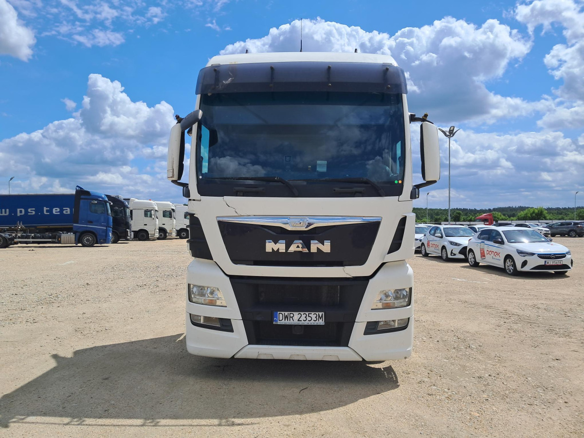 MAN TGX CIĄGNIK SIODŁOWY - Sadulveok: pilt 3 MAN TGX CIĄGNIK SIODŁOWY - Sadulveok: pilt 3