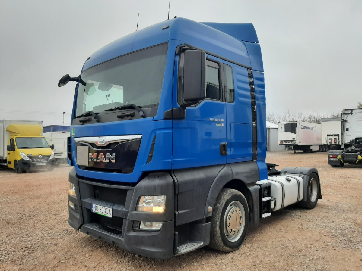MAN TGX CIĄGNIK SIODŁOWY - Sadulveok: pilt 2 MAN TGX CIĄGNIK SIODŁOWY - Sadulveok: pilt 2