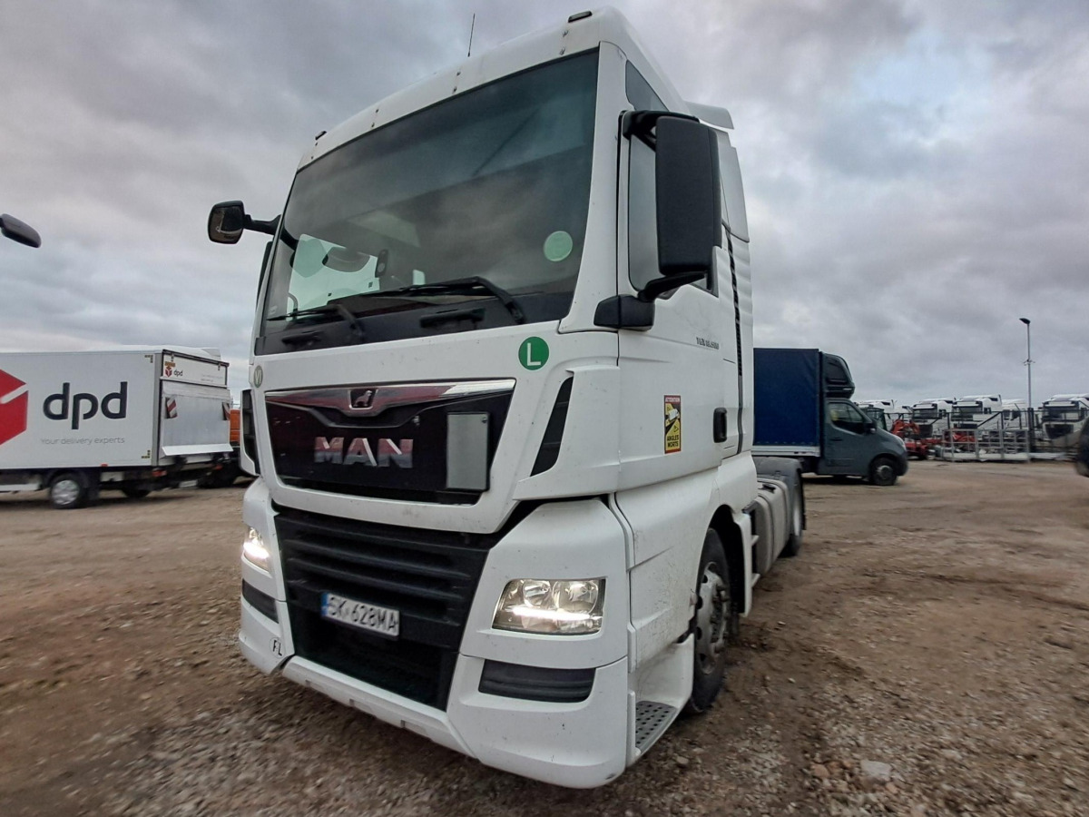 MAN TGX CIĄGNIK SIODŁOWY - Sadulveok: pilt 2 MAN TGX CIĄGNIK SIODŁOWY - Sadulveok: pilt 2