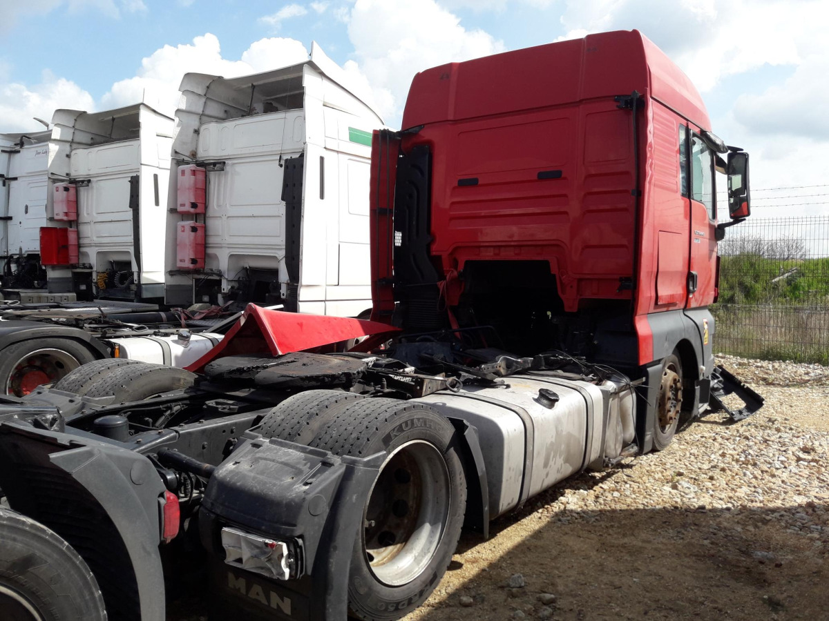 MAN TGX CIĄGNIK SIODŁOWY - Sadulveok: pilt 5 MAN TGX CIĄGNIK SIODŁOWY - Sadulveok: pilt 5