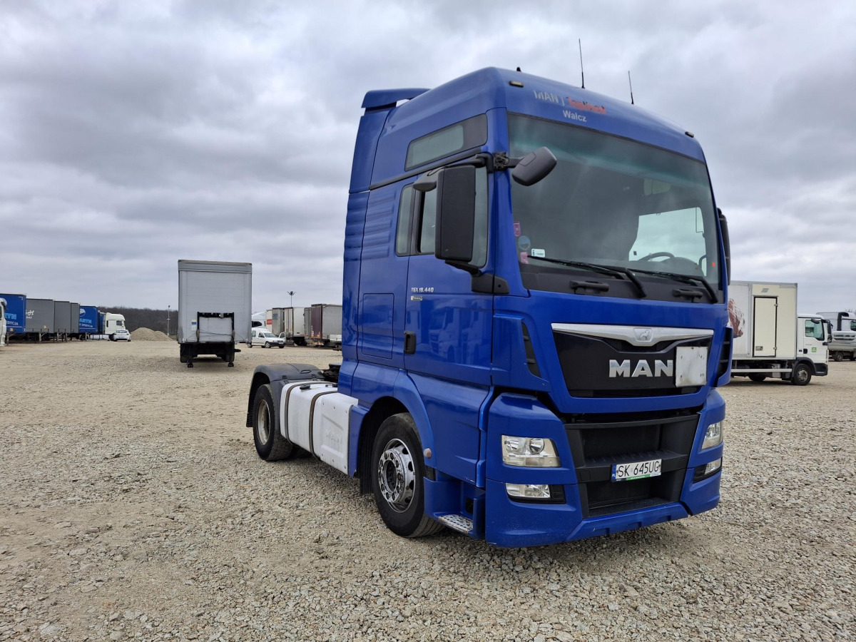 MAN TGX CIĄGNIK SIODŁOWY - Sadulveok: pilt 1 MAN TGX CIĄGNIK SIODŁOWY - Sadulveok: pilt 1