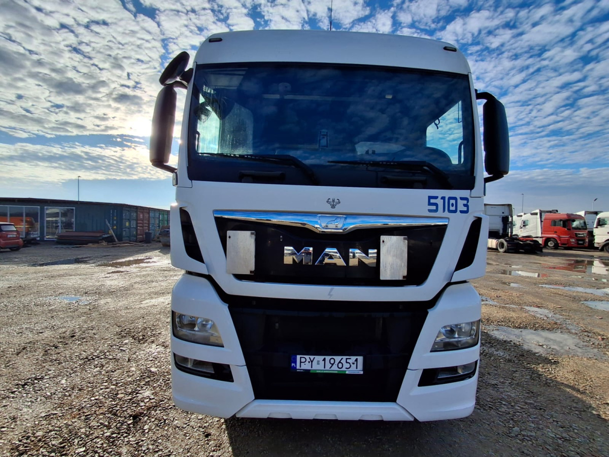 MAN TGX CIĄGNIK SIODŁOWY - Sadulveok: pilt 2 MAN TGX CIĄGNIK SIODŁOWY - Sadulveok: pilt 2