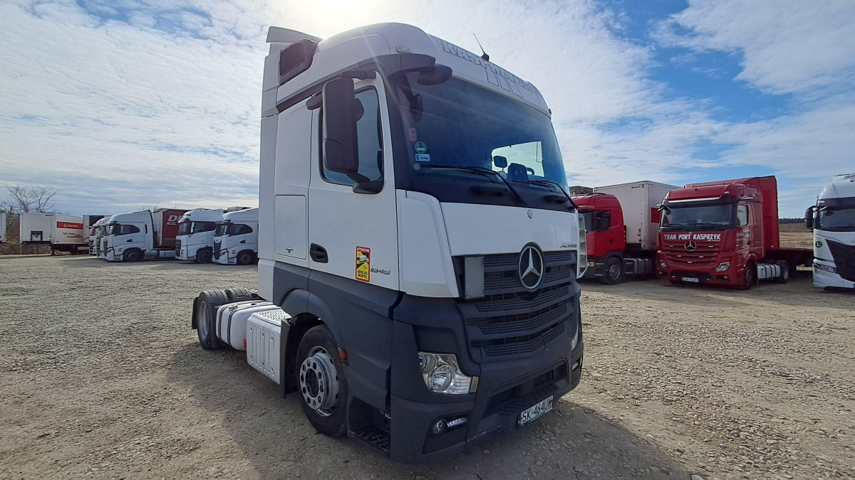 MERCEDES BENZ ACTROS 1845 CIĄGNIK SIODŁOWY - Sadulveok: pilt 1 MERCEDES BENZ ACTROS 1845 CIĄGNIK SIODŁOWY - Sadulveok: pilt 1