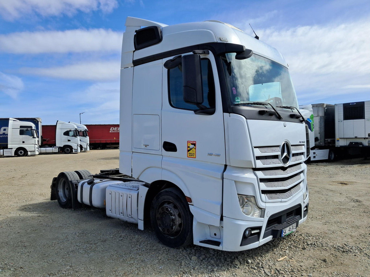 MERCEDES BENZ ACTROS 1845 CIĄGNIK SIODŁOWY - Sadulveok: pilt 1 MERCEDES BENZ ACTROS 1845 CIĄGNIK SIODŁOWY - Sadulveok: pilt 1