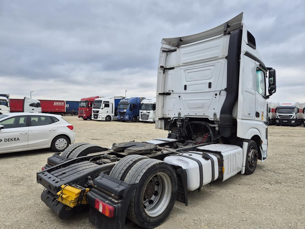 MERCEDES BENZ ACTROS 1845 CIĄGNIK SIODŁOWY - Sadulveok: pilt 4 MERCEDES BENZ ACTROS 1845 CIĄGNIK SIODŁOWY - Sadulveok: pilt 4