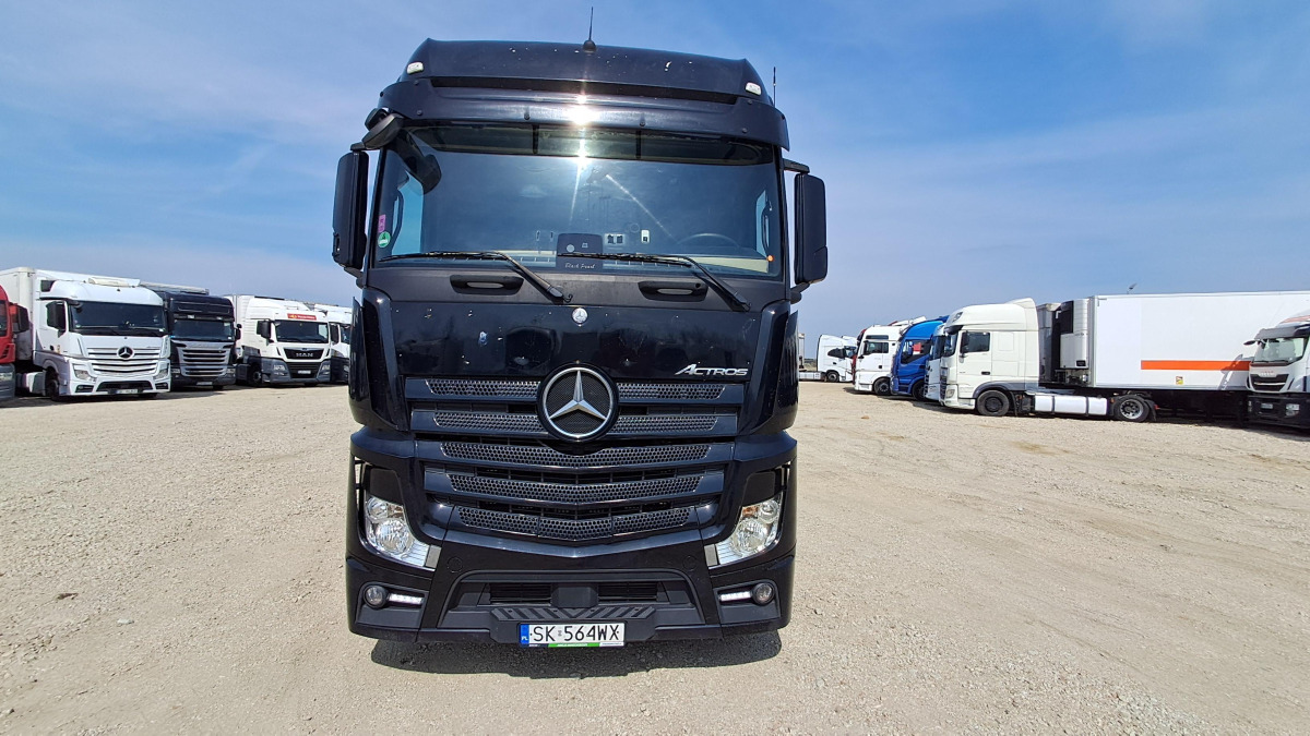 MERCEDES BENZ ACTROS 1848 LS CIĄGNIK SIODŁOWY - Sadulveok: pilt 2 MERCEDES BENZ ACTROS 1848 LS CIĄGNIK SIODŁOWY - Sadulveok: pilt 2
