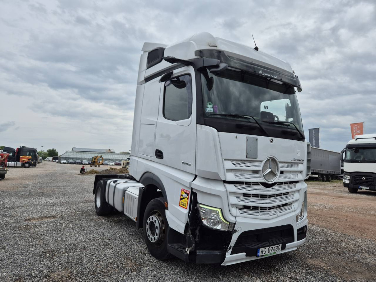 MERCEDES BENZ ACTROS CIĄGNIK SIODŁOWY - Sadulveok: pilt 1 MERCEDES BENZ ACTROS CIĄGNIK SIODŁOWY - Sadulveok: pilt 1
