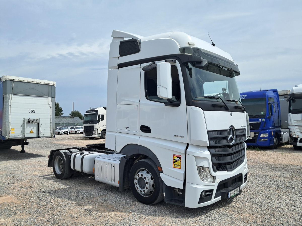 MERCEDES BENZ ACTROS CIĄGNIK SIODŁOWY - Sadulveok: pilt 1 MERCEDES BENZ ACTROS CIĄGNIK SIODŁOWY - Sadulveok: pilt 1