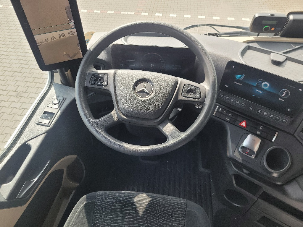 MERCEDES BENZ ACTROS CIĄGNIK SIODŁOWY - Sadulveok: pilt 5 MERCEDES BENZ ACTROS CIĄGNIK SIODŁOWY - Sadulveok: pilt 5