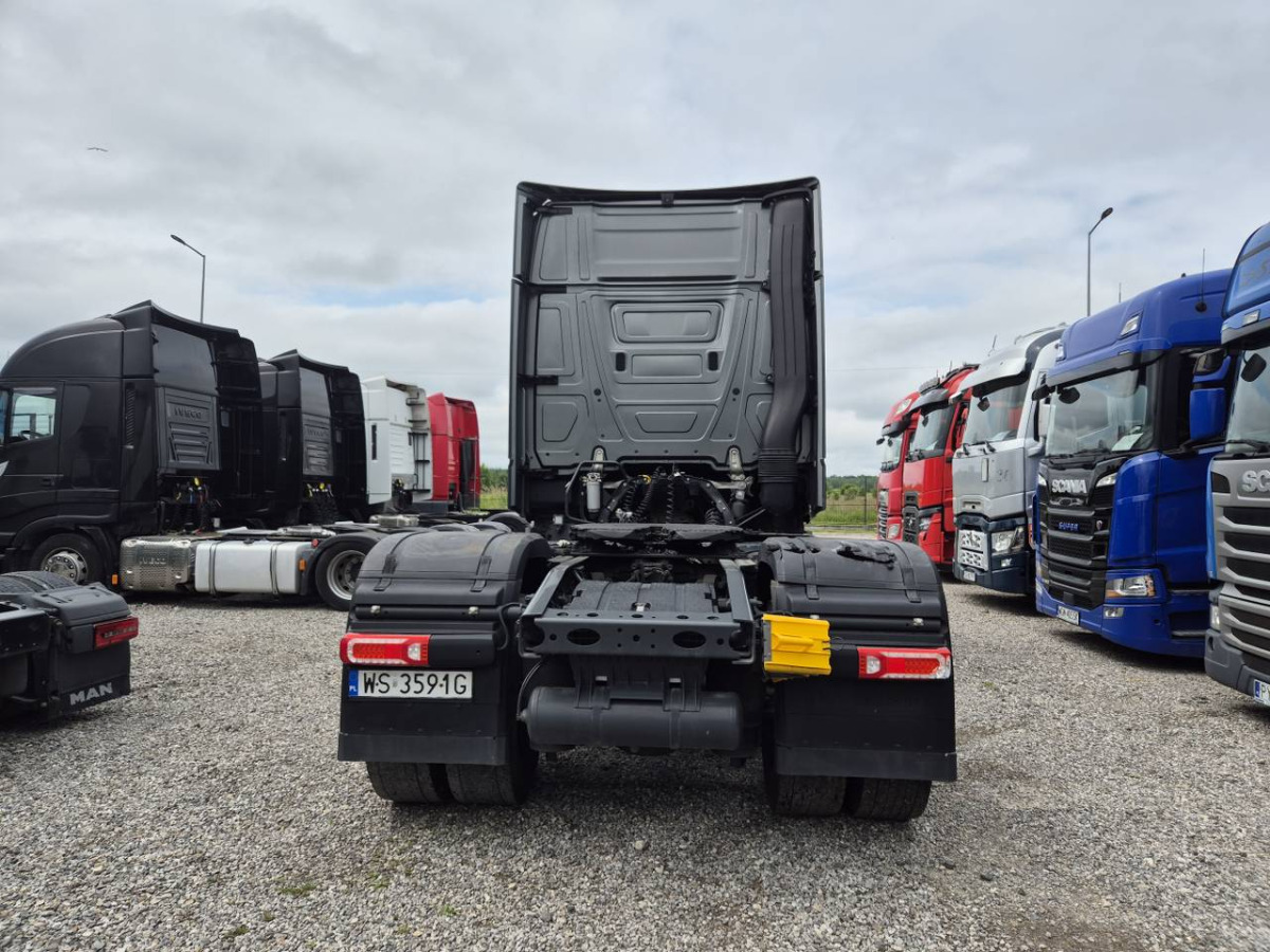 MERCEDES BENZ ACTROS CIĄGNIK SIODŁOWY - Sadulveok: pilt 5 MERCEDES BENZ ACTROS CIĄGNIK SIODŁOWY - Sadulveok: pilt 5