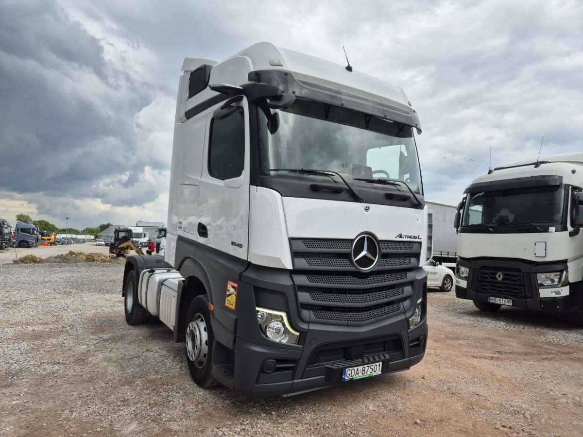 MERCEDES BENZ ACTROS CIĄGNIK SIODŁOWY - Sadulveok: pilt 1 MERCEDES BENZ ACTROS CIĄGNIK SIODŁOWY - Sadulveok: pilt 1