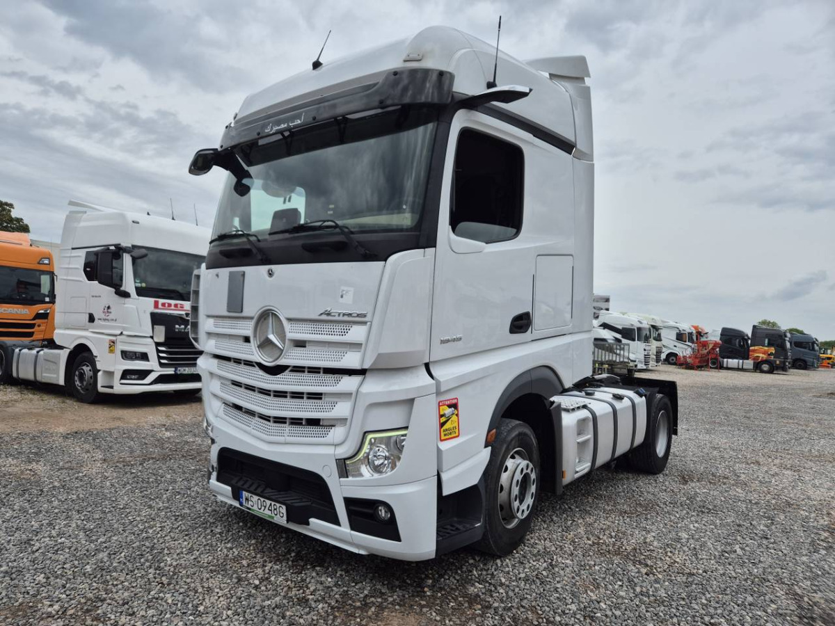 MERCEDES BENZ ACTROS CIĄGNIK SIODŁOWY - Sadulveok: pilt 3 MERCEDES BENZ ACTROS CIĄGNIK SIODŁOWY - Sadulveok: pilt 3