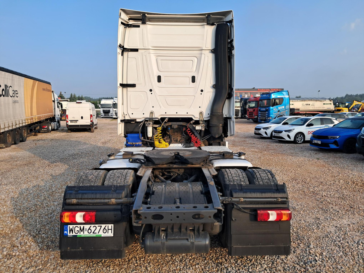MERCEDES BENZ ACTROS CIĄGNIK SIODŁOWY - Sadulveok: pilt 4 MERCEDES BENZ ACTROS CIĄGNIK SIODŁOWY - Sadulveok: pilt 4
