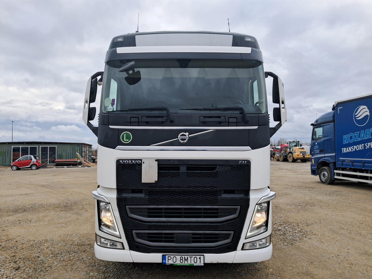 VOLVO FH 460 CIĄGNIK SIODŁOWY - Sadulveok: pilt 2 VOLVO FH 460 CIĄGNIK SIODŁOWY - Sadulveok: pilt 2