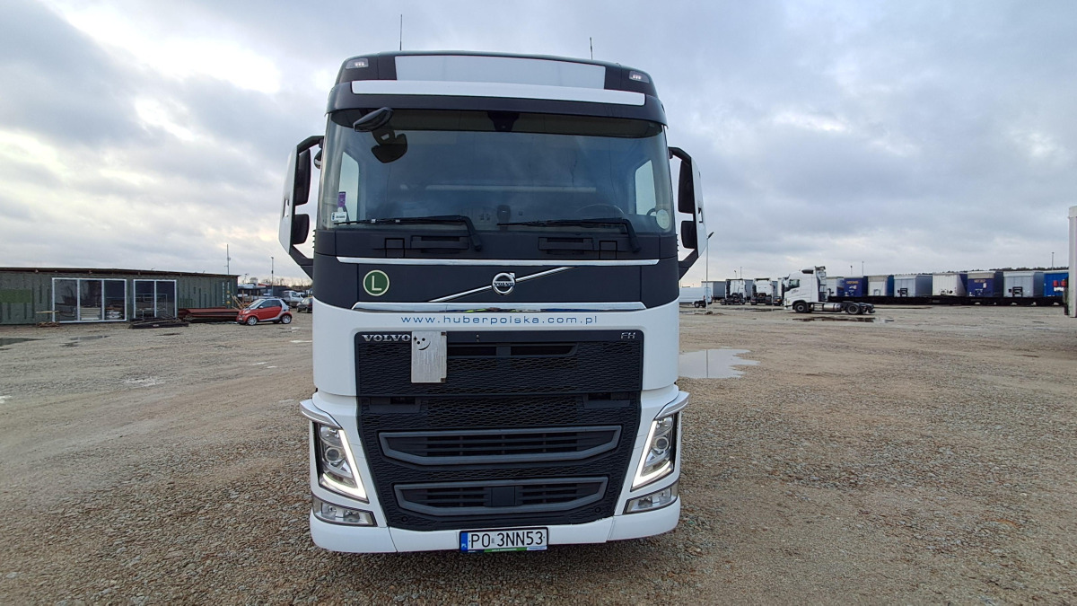 VOLVO FH 460 CIĄGNIK SIODŁOWY - Sadulveok: pilt 2 VOLVO FH 460 CIĄGNIK SIODŁOWY - Sadulveok: pilt 2
