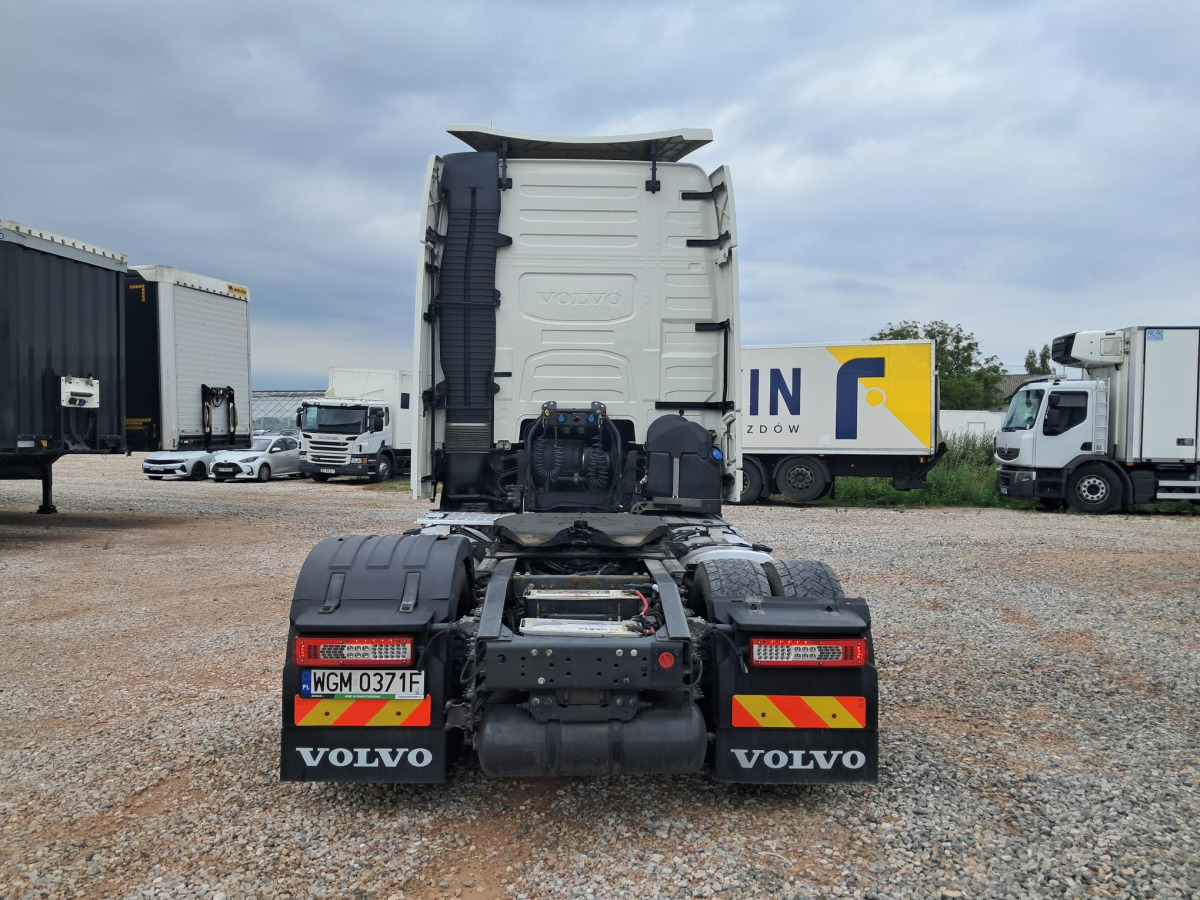 VOLVO FH CIĄGNIK SIODŁOWY - Sadulveok: pilt 4 VOLVO FH CIĄGNIK SIODŁOWY - Sadulveok: pilt 4