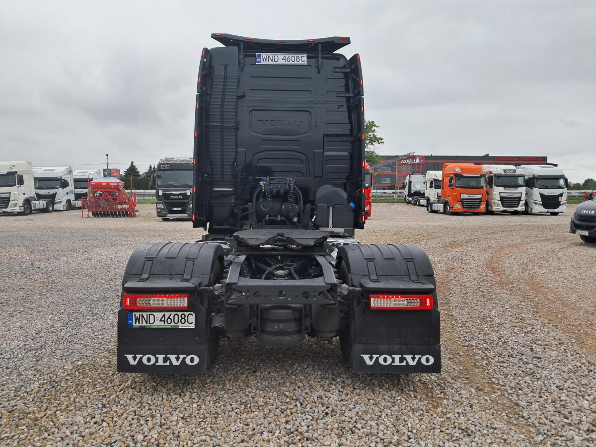 VOLVO FH CIĄGNIK SIODŁOWY - Sadulveok: pilt 5 VOLVO FH CIĄGNIK SIODŁOWY - Sadulveok: pilt 5