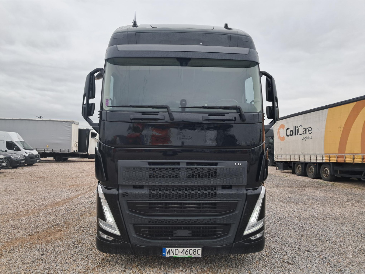 VOLVO FH CIĄGNIK SIODŁOWY - Sadulveok: pilt 3 VOLVO FH CIĄGNIK SIODŁOWY - Sadulveok: pilt 3