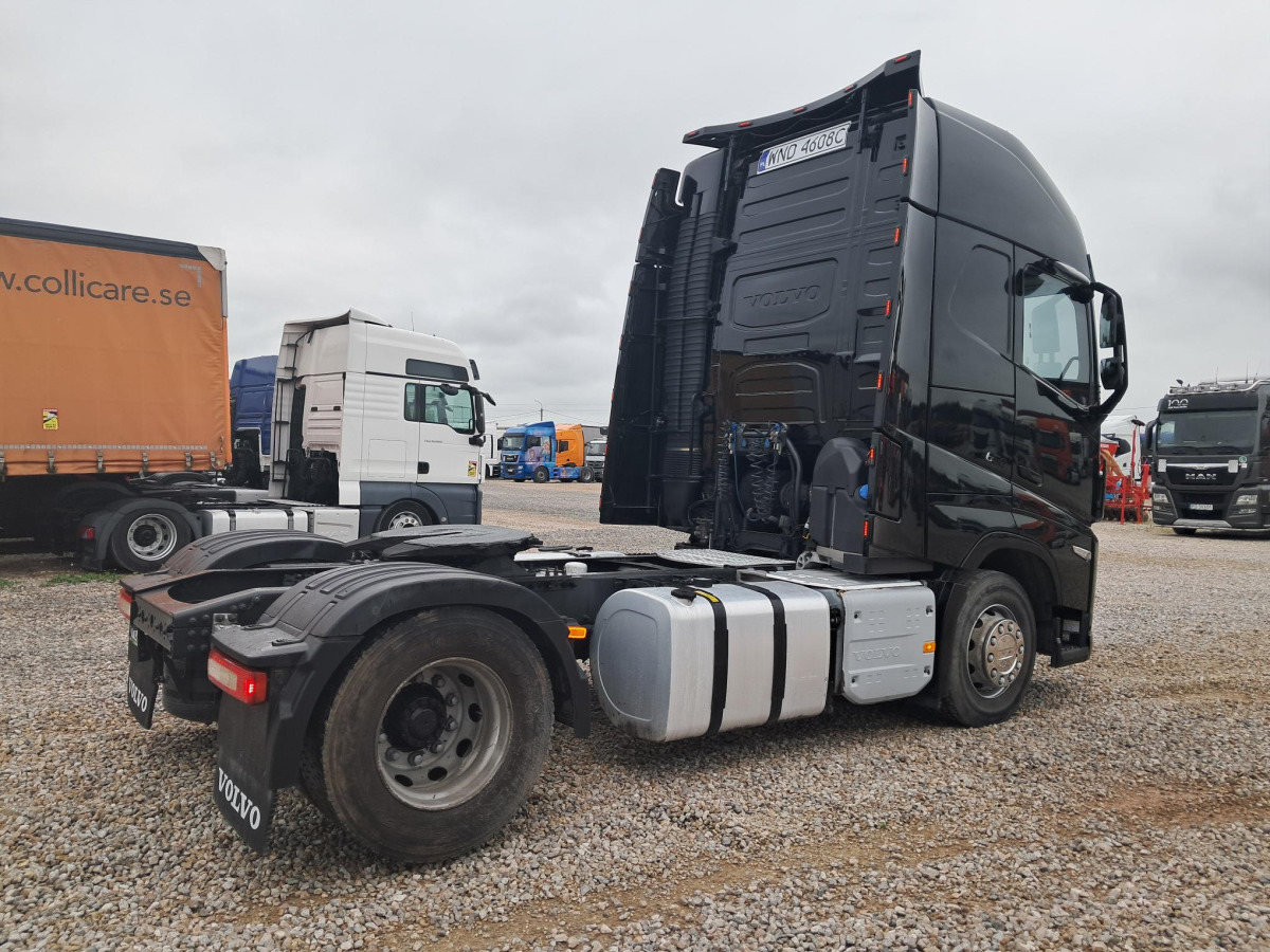 VOLVO FH CIĄGNIK SIODŁOWY - Sadulveok: pilt 4 VOLVO FH CIĄGNIK SIODŁOWY - Sadulveok: pilt 4