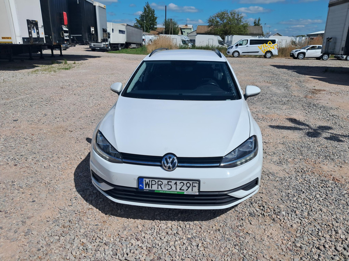 VOLKSWAGEN GOLF KOMBI - Auto: pilt 2 VOLKSWAGEN GOLF KOMBI - Auto: pilt 2