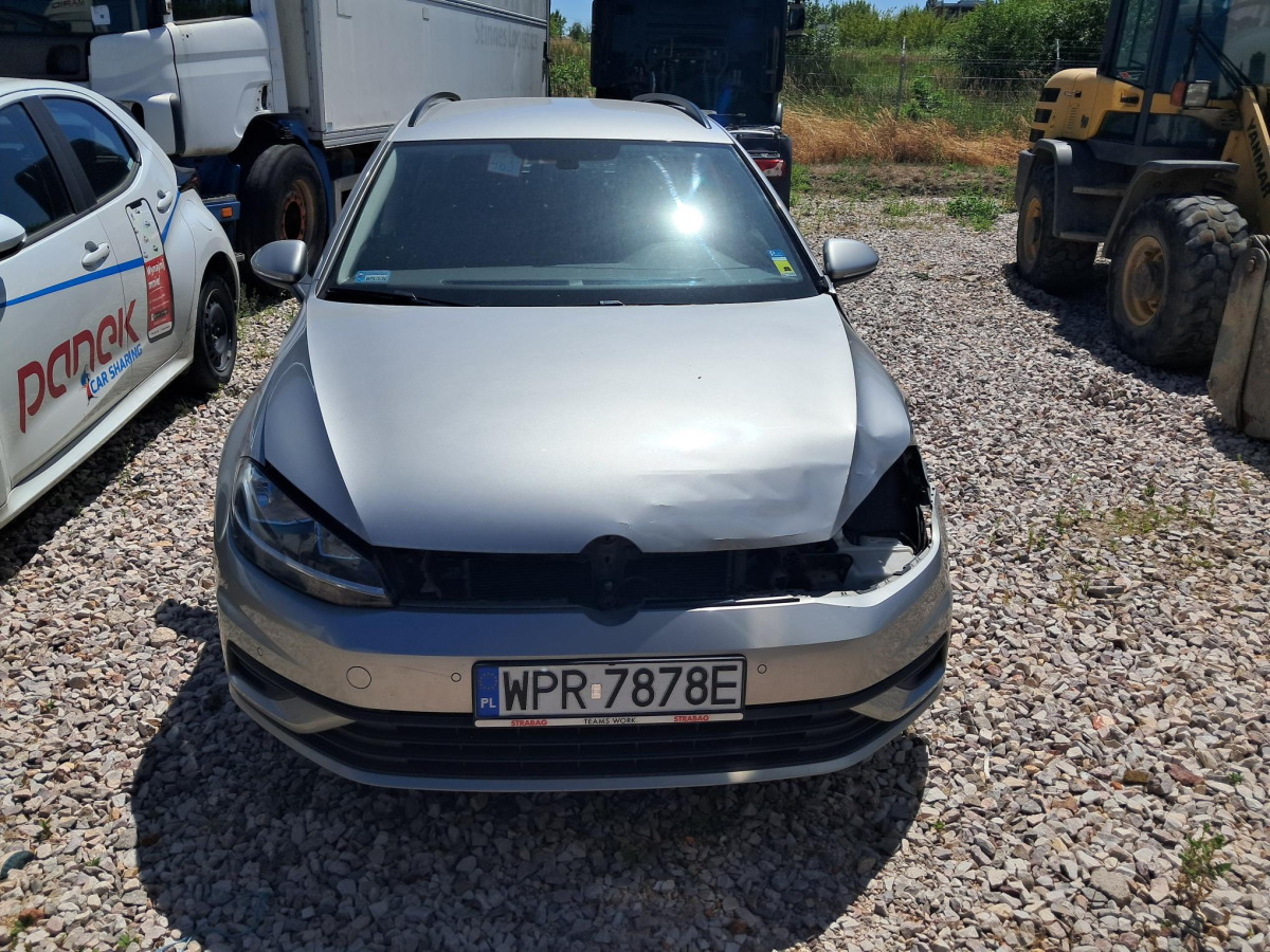 VOLKSWAGEN GOLF KOMBI - Auto: pilt 3 VOLKSWAGEN GOLF KOMBI - Auto: pilt 3