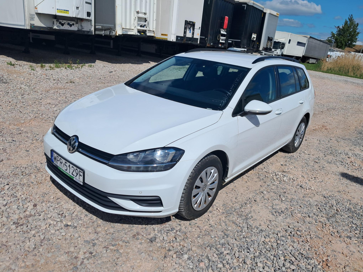 VOLKSWAGEN GOLF KOMBI - Auto: pilt 3 VOLKSWAGEN GOLF KOMBI - Auto: pilt 3